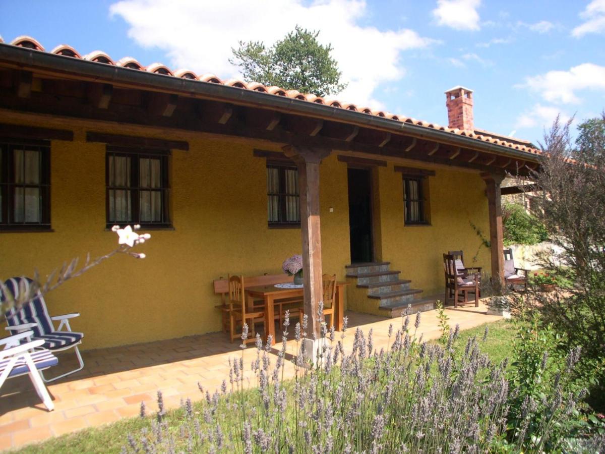 Turismo Rural El Sidron Guest House Pilona Exterior photo