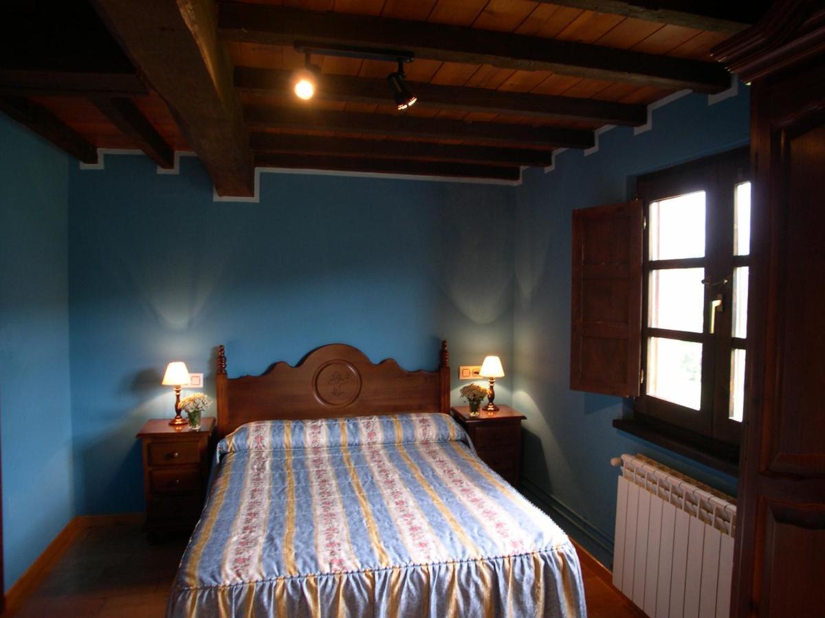 Turismo Rural El Sidron Guest House Pilona Exterior photo